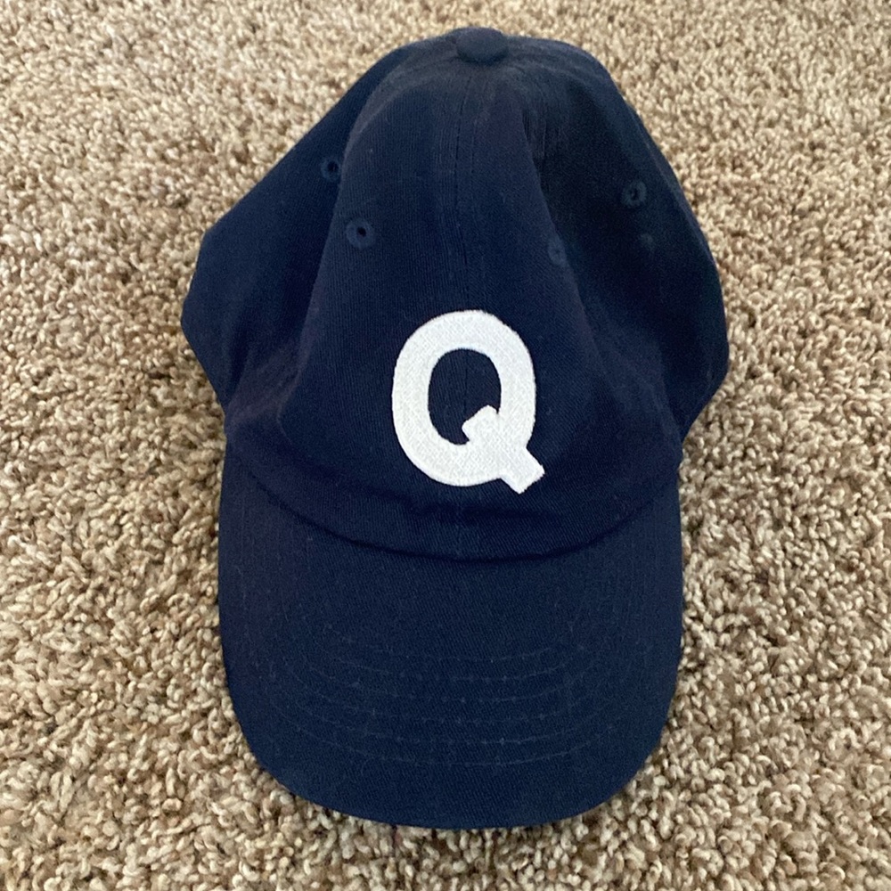 Rey to Z navy adjustable cap with Q initial